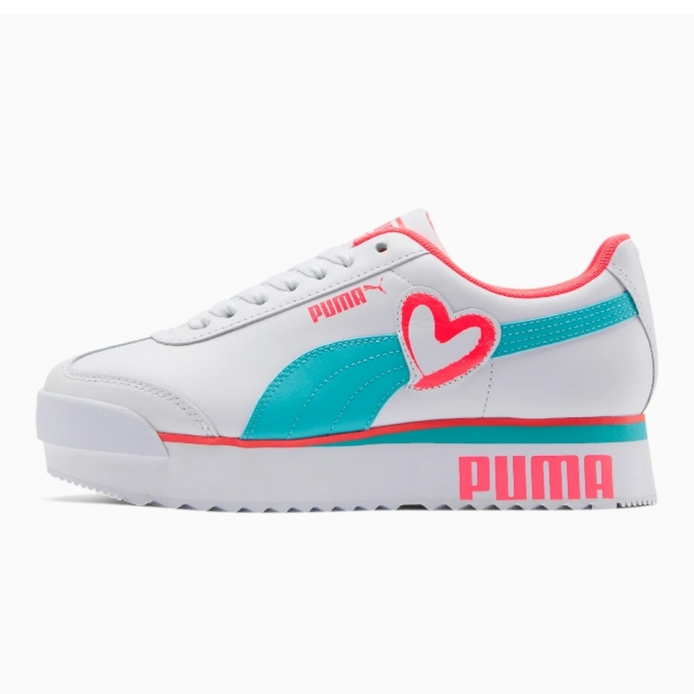 Roma Amor Heart Women's Sneakers